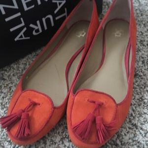 Ann Taylor coral red flats tassels